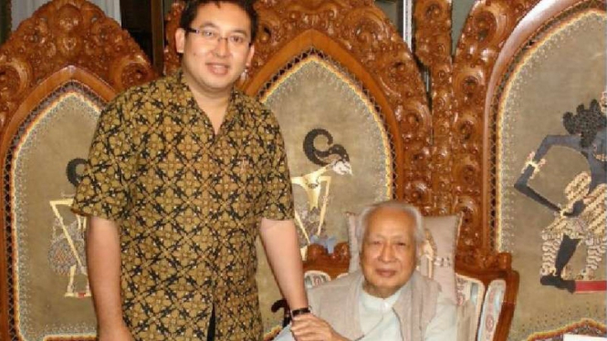 Fadli Zon bersama Almarhum Soeharto