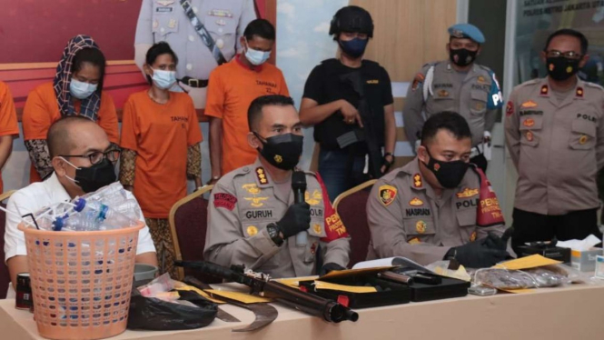 Polres Jakarta Utara ungkap kasus narkoba di Kampung Bahari.