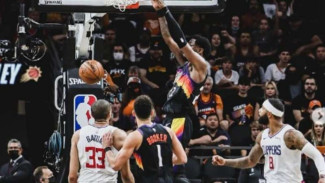 Devin Booker Triple-double, Suns Rebut Gim 1 Final Wilayah Barat