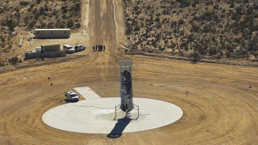 Roket milik Blue Origin.