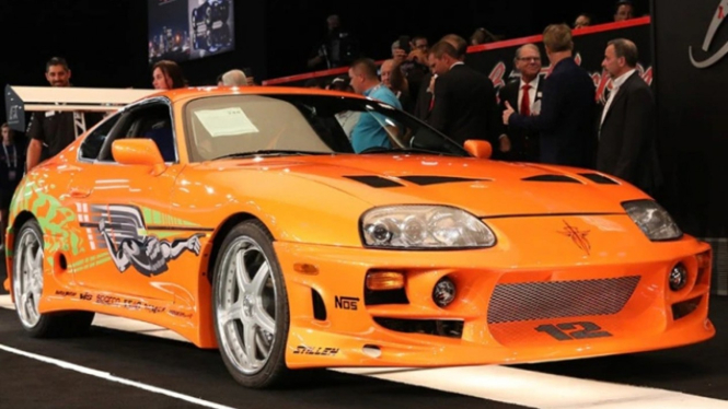 Toyota Supra yang dipakai di film Fast and Furious.