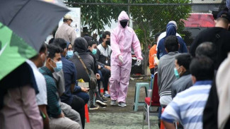 Update COVID-19 saat Natal, yang Positif Bertambah 195 Orang