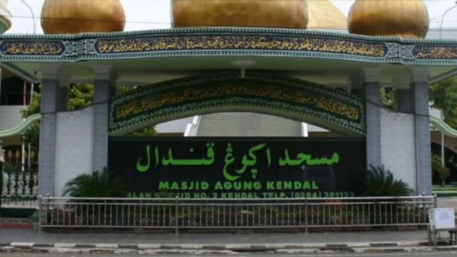 Masjid Agung Kendal.
