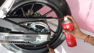 Cara Mudah Mencegah Rantai Motor Lepas atau Cepat Putus