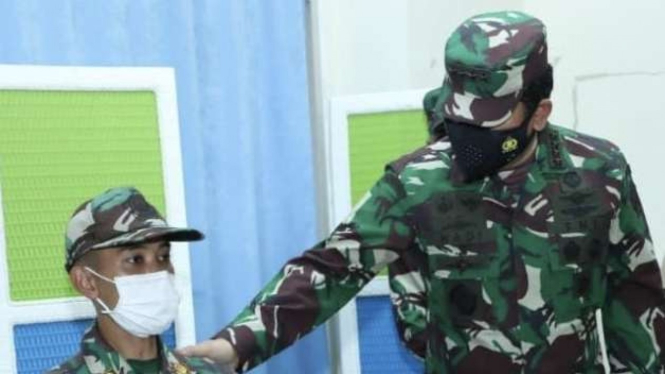 VIVA Militer: Panglima TNI bertemu dengan Tenaga Kesehatan tambahan dari Akmil