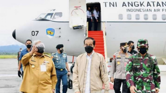 VIVA Militer: Panglima TNI dampingi Presiden Jokowi kunker ke Kendari