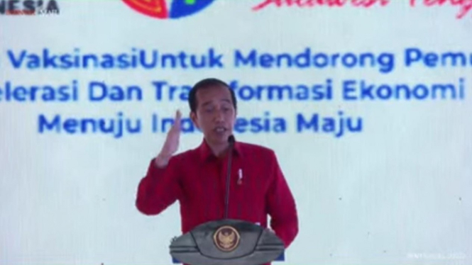 Presiden Jokowi membuka Munas Kadin di Kendari, Sulawesi Tenggara.