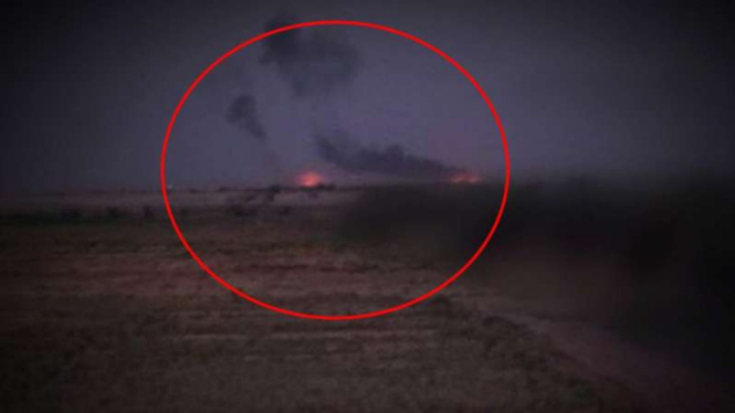 VIVA Militer: Ledakan roket di pangkalan militer Amerika ladang minyak al-Omar.