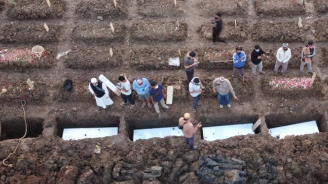 Pemakaman Jenazah Khusus Covid-19 di Rorotan