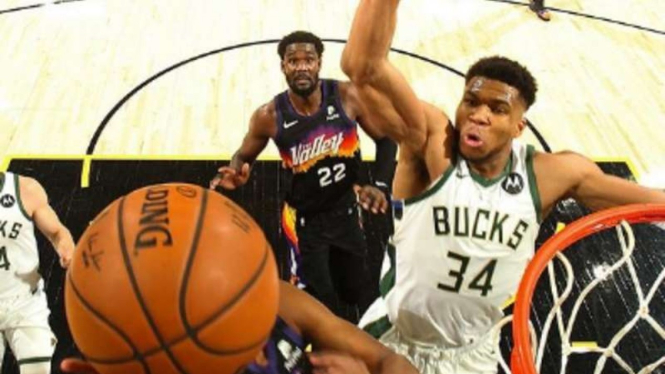 Giannis Antetokounmpo dalam duel Milwaukee Bucks vs Phoenix Suns