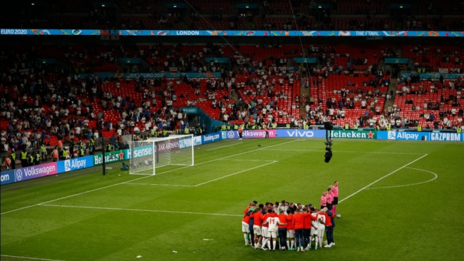 Skuad Timnas Inggris jelang adu penalti lawan Italia di final EURO 2020. 