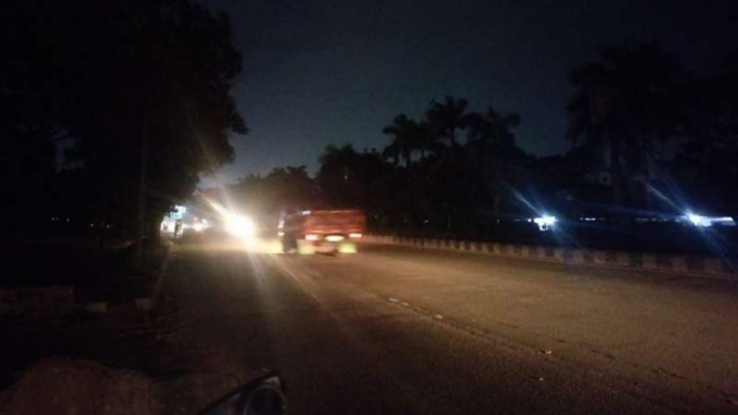 Pemkot Tangerang mematikan Penerangan Jalan Umum (PJU) saat PPKM darurat