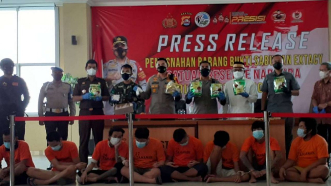 Satuan Narkoba Polres Kota Tangerang mengungkap kasus sabu.