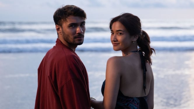 A Perfect Fit, Kisah Cinta Dari Kaki sampai ke Hati Tayang di Netflix
