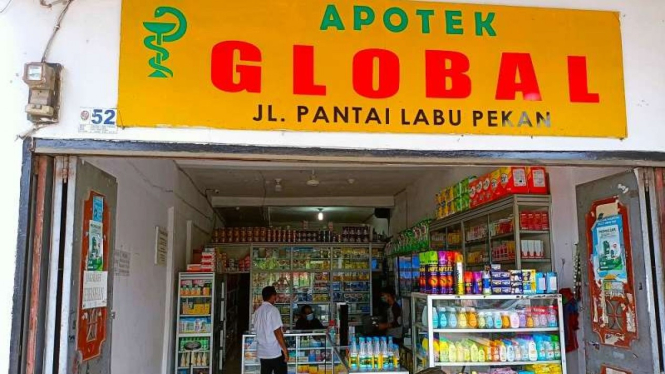 Polisi menangkap pemilik apotek di Deli Serdang yang jual mahal obat COVID-19 