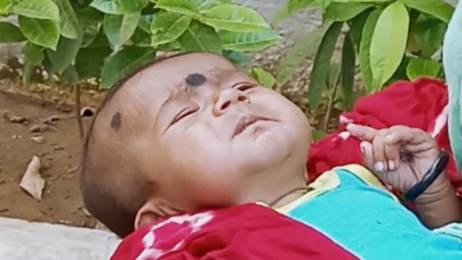Bayi Meena yang baru berusia dua bulan diculik sampai dua kali. BBC Indonesia