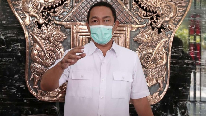 Wali Kota Semarang Hendrar Prihadi saat memberi keterangan pers.
