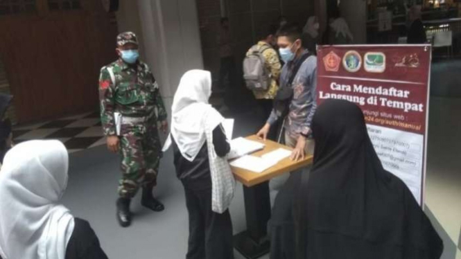 VIVA Militer: TNI gelar serbuan vaksinasi di Mal Cilandak Town Square