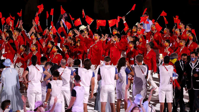 Kontingen China di pembukaan Olimpiade Tokyo 2020