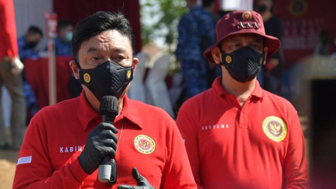 Kepala BIN Jenderal (Purn) Budi Gunawan (kiri)