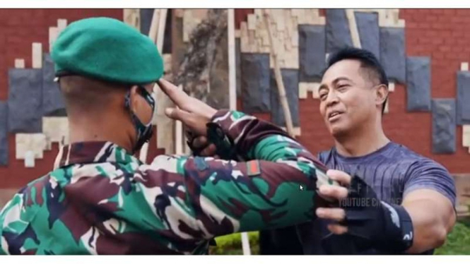 VIVA Militer: Jenderal TNI Andika Perkasa bertemu kuli yang jadi prajurit TNI AD