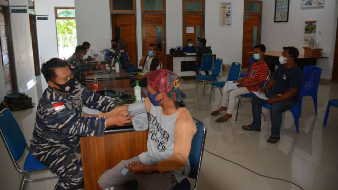 VIVA Militer: Lantamal X terus laksanakan vaksinasi untuk masyarakat Jayapura