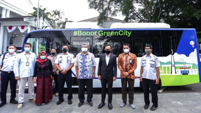 Bus Listrik BYD C6 di Kota Bogor Dari PT Bakrie Autoparts