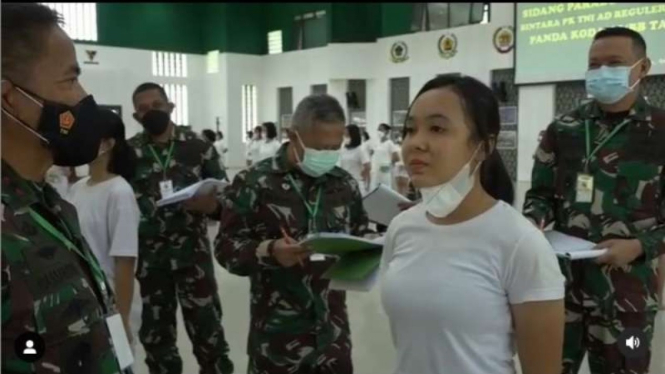 VIVA Militer: Elvina Sembiring bikin Pangdam I/Bukit Barisan tertawa geli