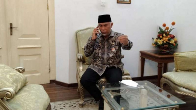 Gubernur Sumatera Barat Mahyeldi