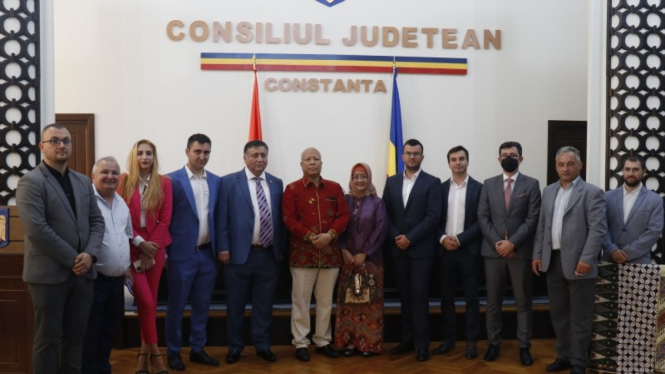 Suasana peresmian Konsul Kehormatan RI di Kota Constanta, Romania.