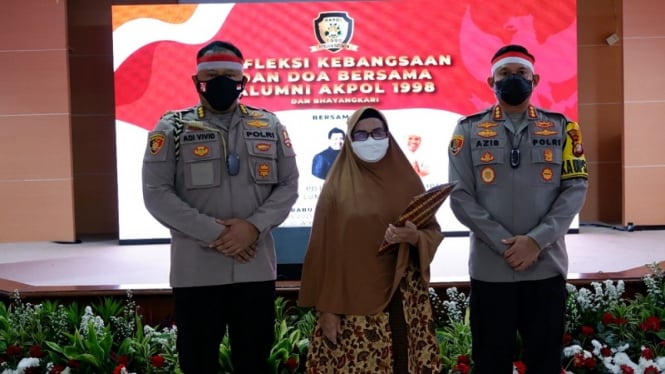 Ajudan Presiden Jokowi Kombes Adi Vivid dan Kapolres Jaksel