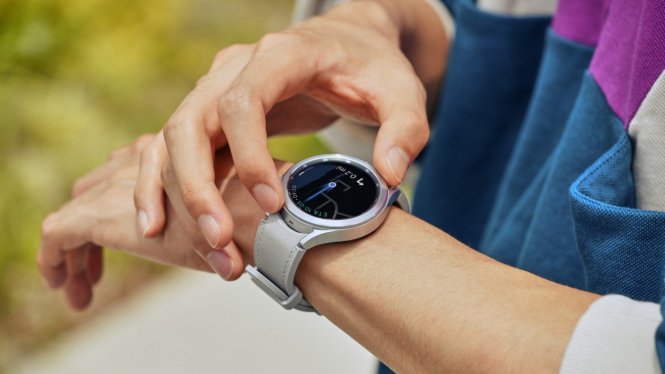 Samsung Galaxy Watch.