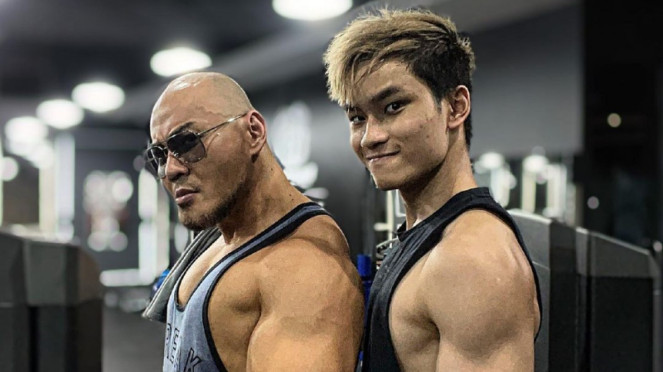 Deddy dan Azka Corbuzier.