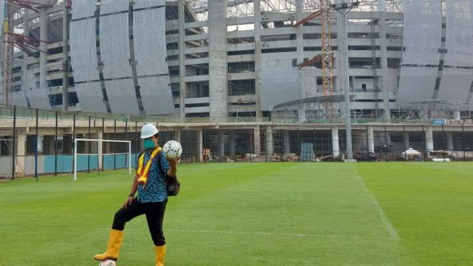 Perkembangan pembangunan Jakarta International Stadium (JIS).