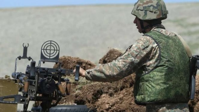 VIVA Militer: Prajurit Angkatan Bersenjata Armenia di perbatasan Azerbaijan