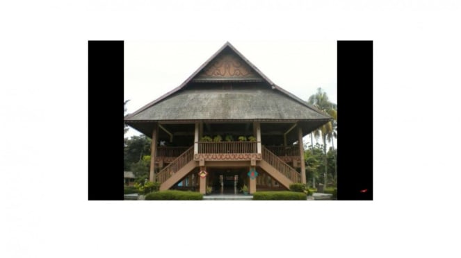 Rumah Adat Sulut