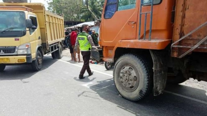 Kecelakaan  beruntun di Kabupaten Labuhanbatu, Sumut tewaskan 3 orang.
