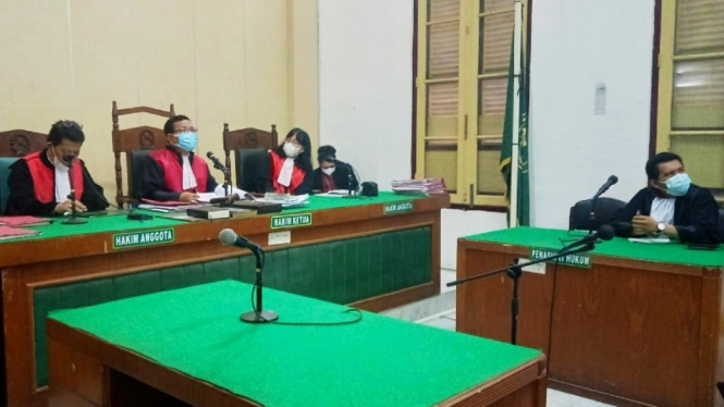 Sidang kasus pelecahan terhadap istri awak KRI Nanggala 402 berlangsung virtual.