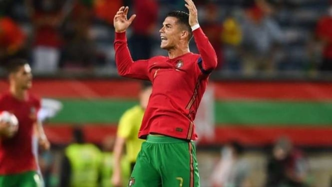 Rekor Mengerikan Ronaldo, Portugal Menang Dramatis Atas Irlandia