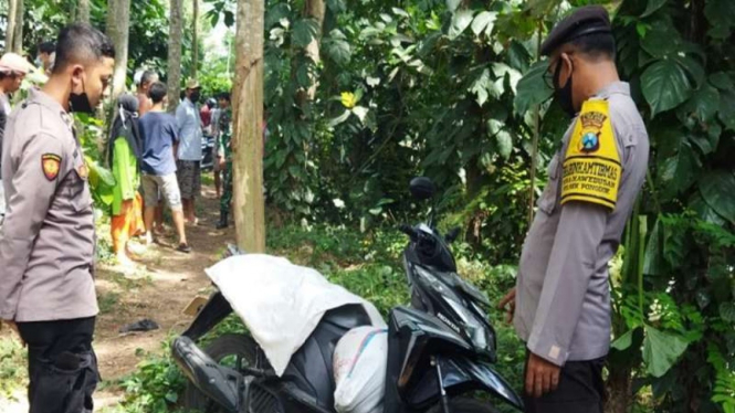 Lokasi penemuan perempuan tewas terbungkus karung, di Blitar, Jawa Timur