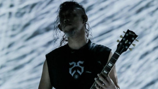 Eben Burgerkill Meninggal Saat Isi Acara, Kolaps di Atas Panggung