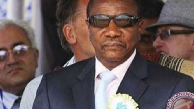 Presiden Guinea, Alpha Conde