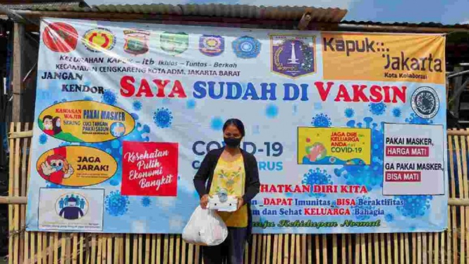 Program vaksinasi Penyandang Masalah Kesejahteraan Sosial di DKI Jakarta.