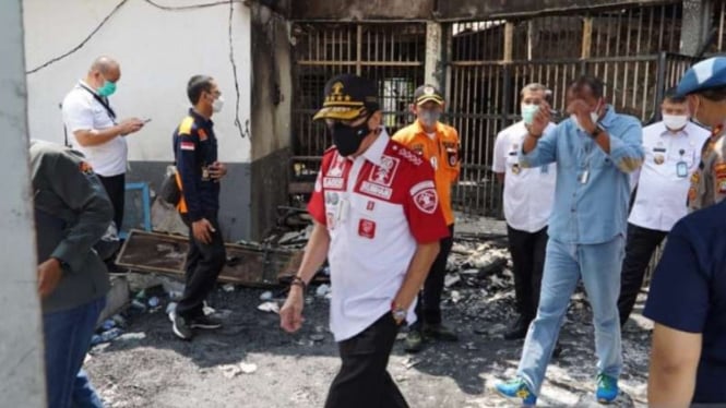 Menteri Hukum dan HAM Yasonna Laoly, Rabu, 8 September 2021, mengunjungi Lapas Kelas I Tangerang, Banten, setelah kebakaran hebat yang menewaskan 41 narapidana di dalamnya pada dini hari.