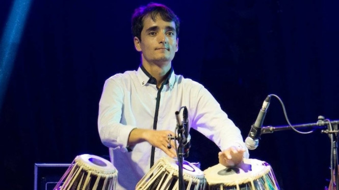 Warga suku Hazara, Hanif Hamraz, sudah delapan tahun tinggal di Indonesia sejak melarikan diri dari Afghanistan. (Supplied)
