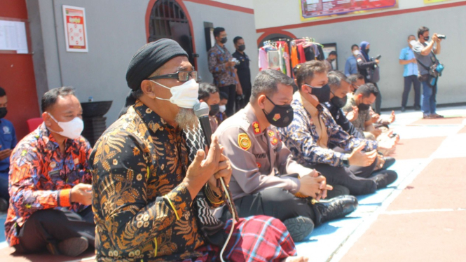 Warga Binaan Lapas Serang Doa Bersama untuk Korban Kebakaran Lapas Tangerang