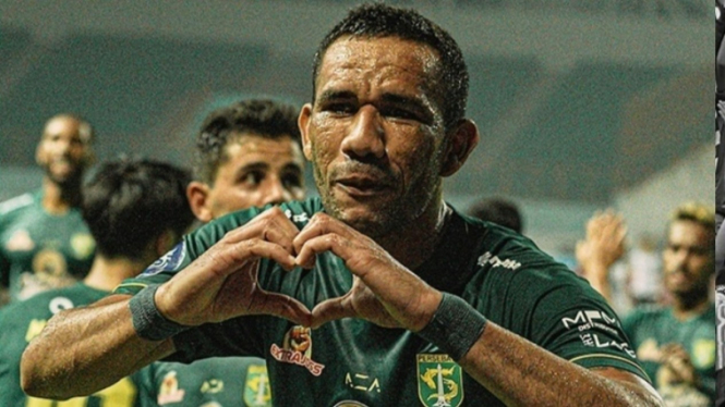 Striker Persebaya, Jose Wilkson. 