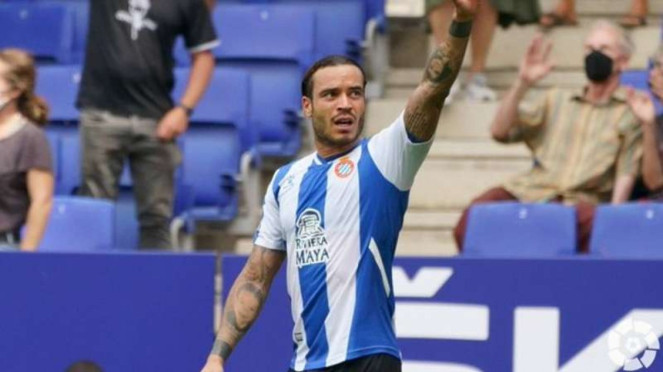 Striker Espanyol, Raul De Tomas.