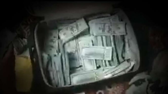 VIVA Militer: Uang yang ditemukan Tlbn.