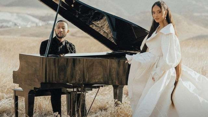 John Legend & Faouzia